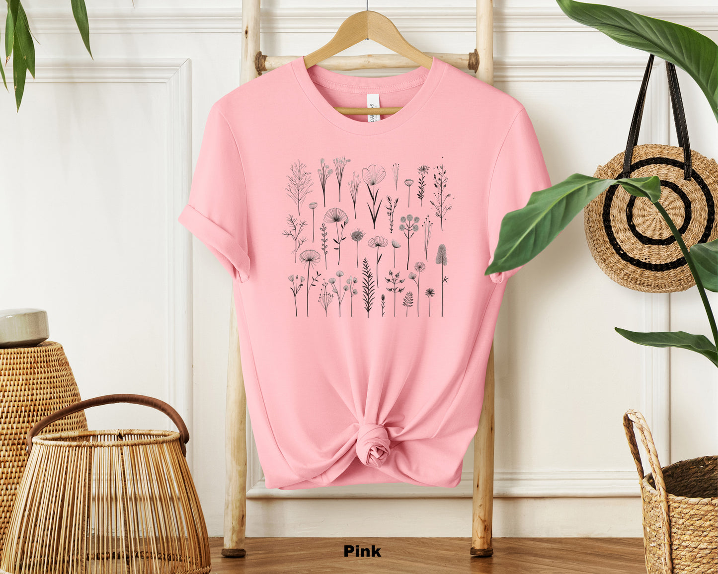 Meadow Muse Women's Wildflower Graphic Tee - Nature-Inspired Beauty