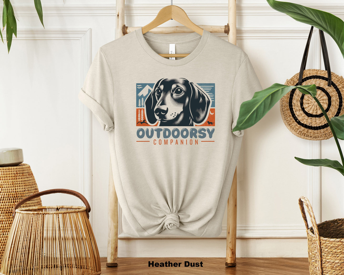 Dachshund Dog Lover Soft Cotton Crewneck T-Shirt with Cute Outdoorsy Print